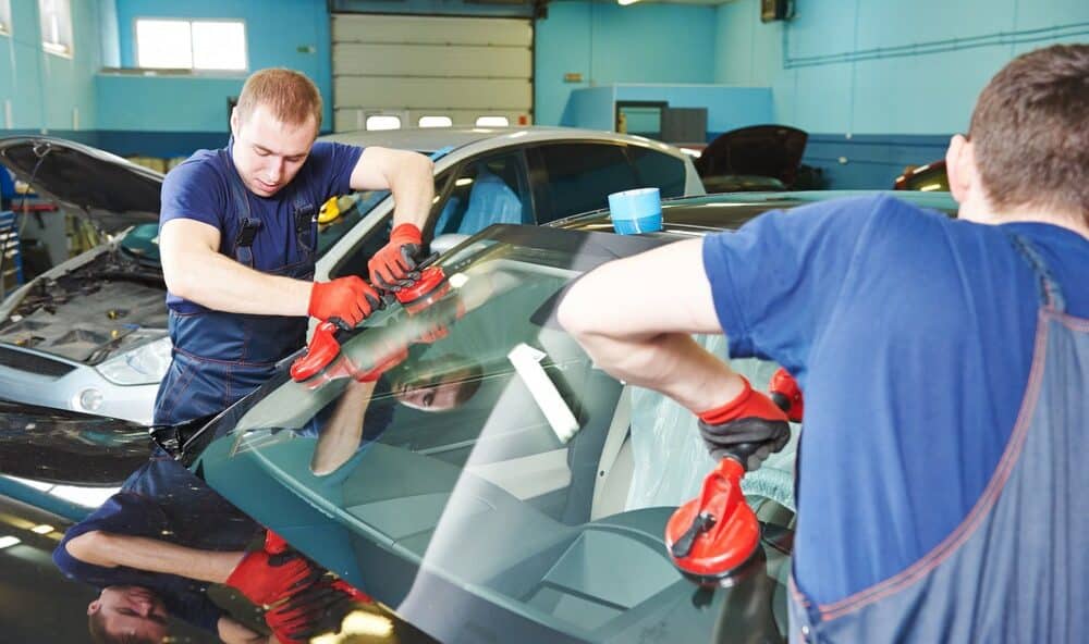 Windshield-Replacement-For-An-Older-Vehicle